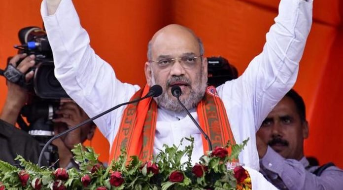 ममता सरकार ने शाह को हेलिकॉप्टर उतारने की मंजूरी नहीं दी, जाधवपुर की रैली रद्द