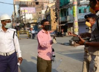 मास्क नहीं पहनने वालों पर दिखाई सख्ती, वसूला गया जुर्माना