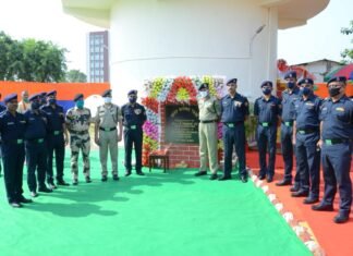 एनडीआरएफ सेकेंड बटालियन के कैंपस में डीप डाइविंग ट्रेनिंग की व्यवस्था